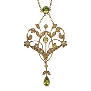 Edwardian Peridot, Pearl and 15ct Gold Pendant