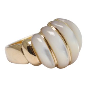 14ct Gold Mother of Pearl Bombé Ring