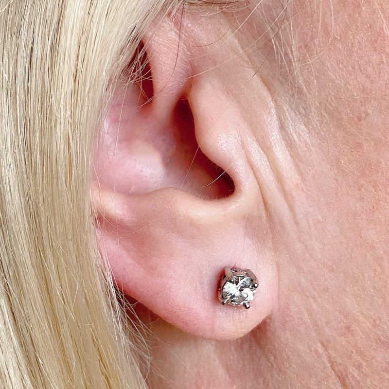 H064 1.04ct diamond stud earrings8