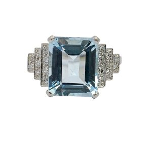 Aquamarine and Diamond Platinum Ring