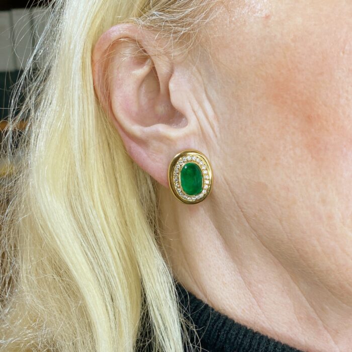 K016 CABOCHON EMERALD DIAMOND GOLD EARRINGS9