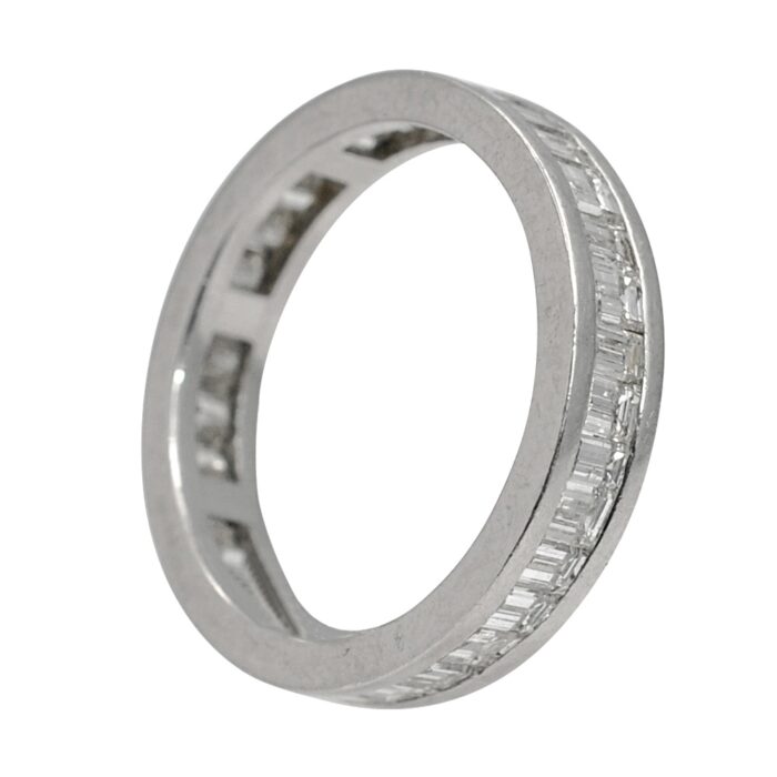 V1274 BAGUETTE DIAMOND ETERNITY RING5