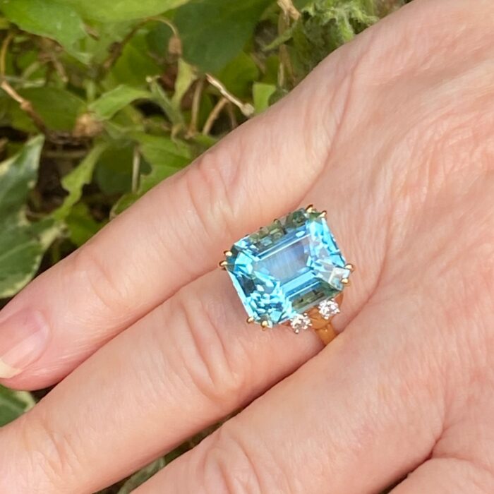 Aquamarine Diamond 18ct Gold Ring