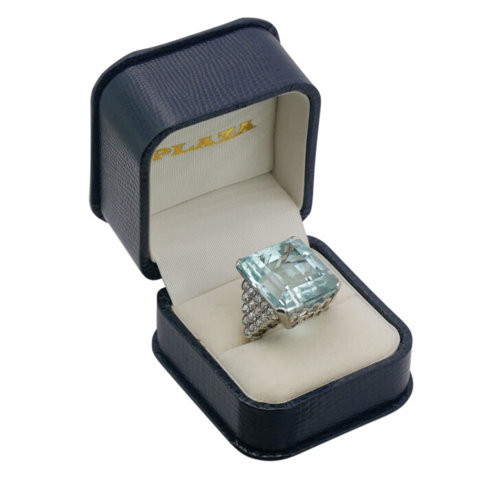 Vintage 38ct Aquamarine Diamond Ring