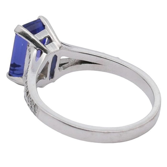 Tanzanite Diamond 18ct Gold Ring