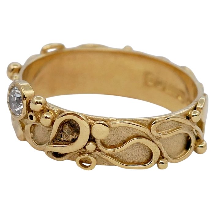 Vintage Floral Diamond Gold Band Ring