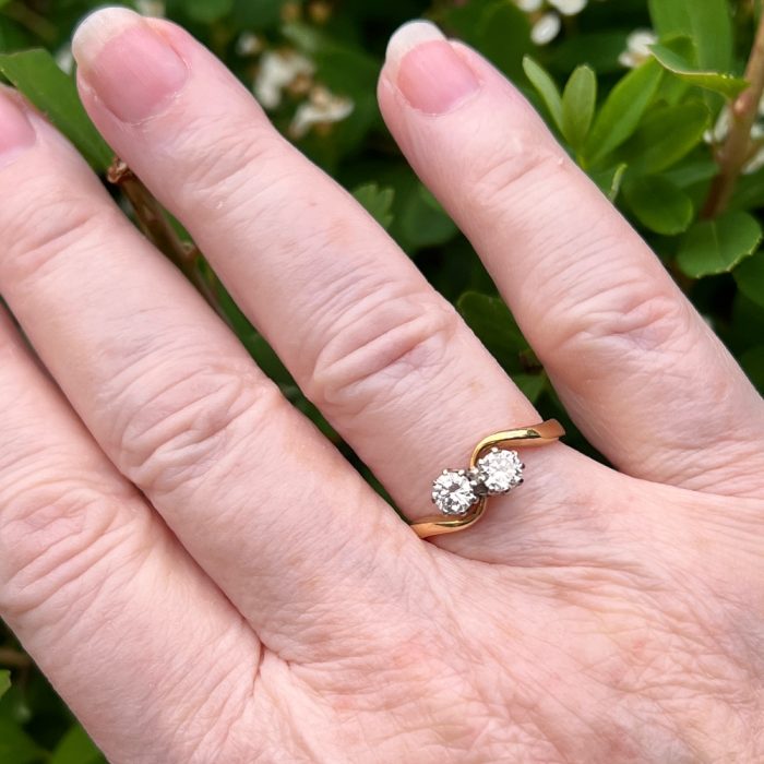 Vintage Toi et Moi Diamond Gold Ring