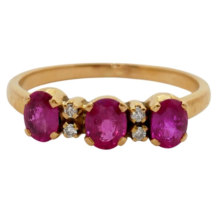 Vintage 3 Stone Ruby Diamond Gold Ring
