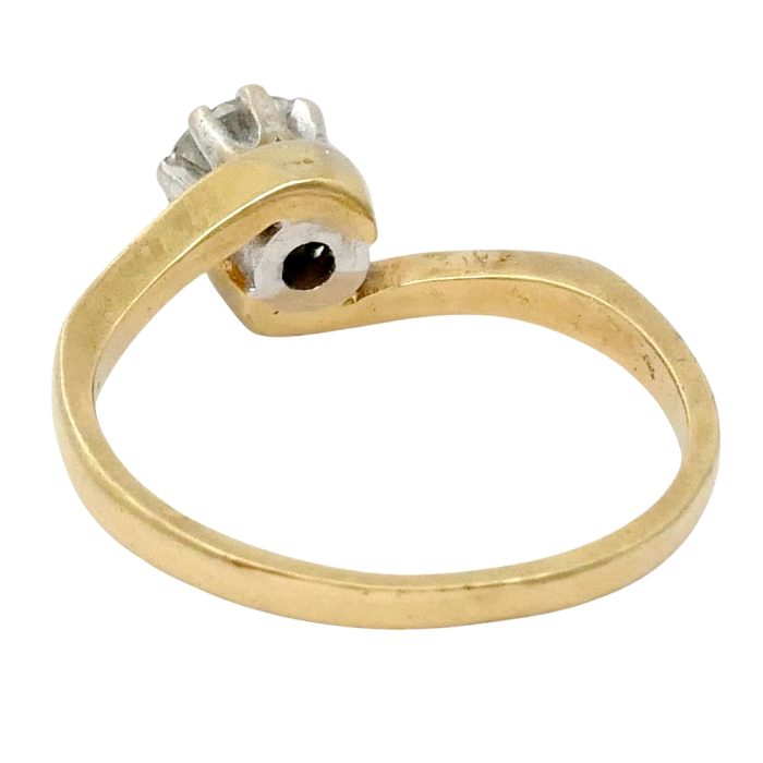 Vintage Solitaire Diamond Engagement Ring