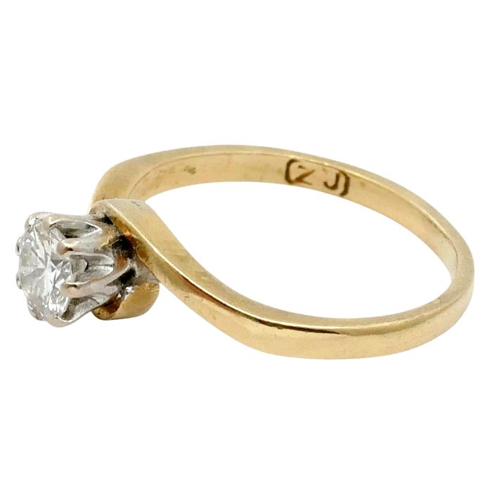 Vintage Solitaire Diamond Engagement Ring