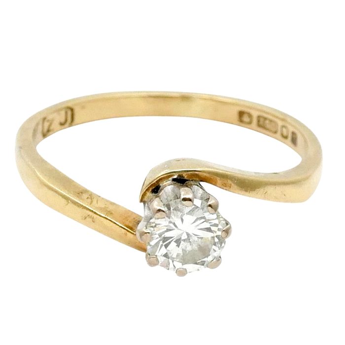 Vintage Solitaire Diamond Engagement Ring