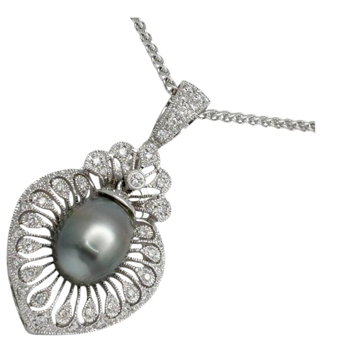 Tahitian Black Pearl Diamond Gold Pendant