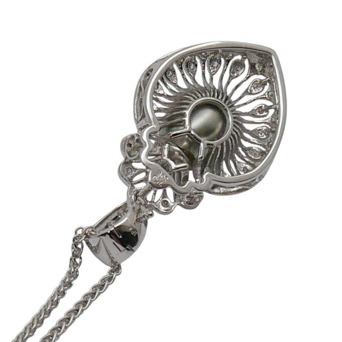 Tahitian Black Pearl Diamond Gold Pendant