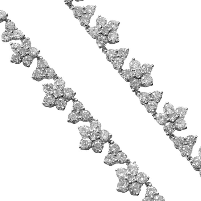 Vintage 22 Carat Diamond Necklace