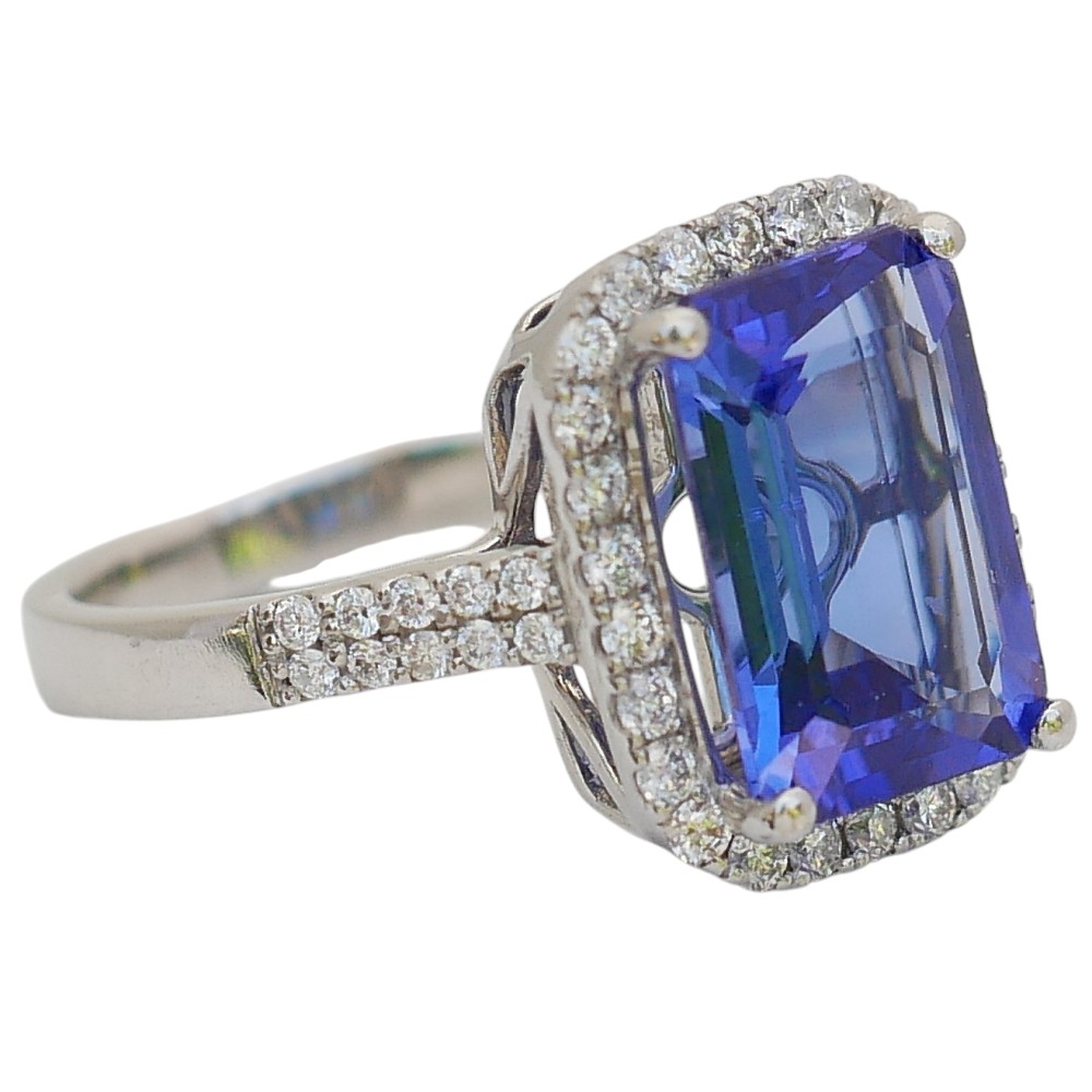 Tanzanite Diamond Engagement Ring 6 Tanzanite Diamond Engagement Ring