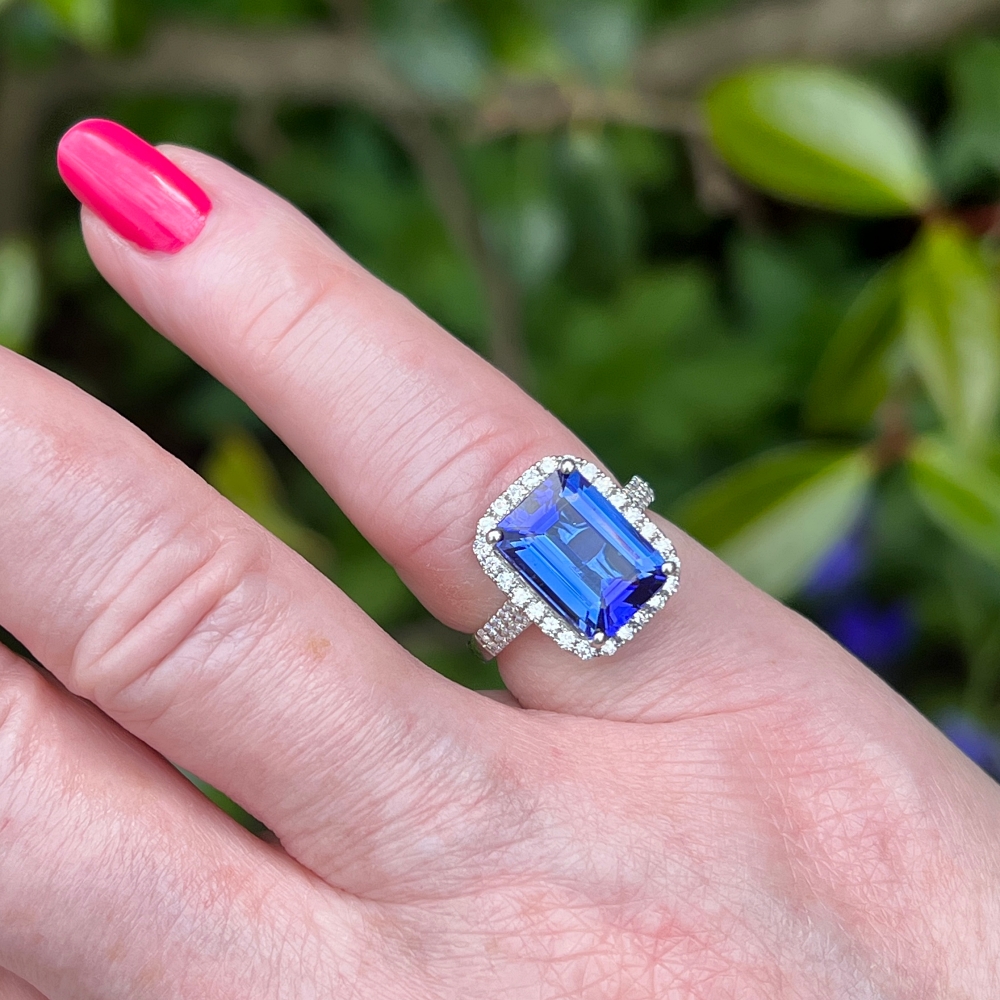Tanzanite Diamond Engagement Ring 8 Tanzanite Diamond Engagement Ring