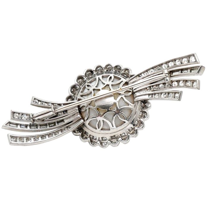 Large Mabé Pearl Diamond Platinum Brooch