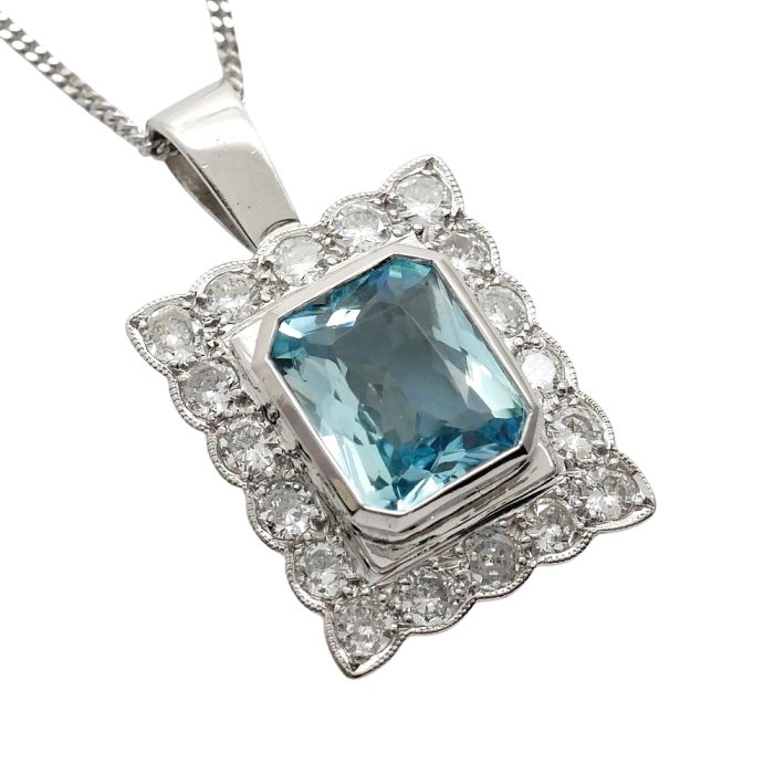 Aquamarine Diamond 18ct Gold Pendant