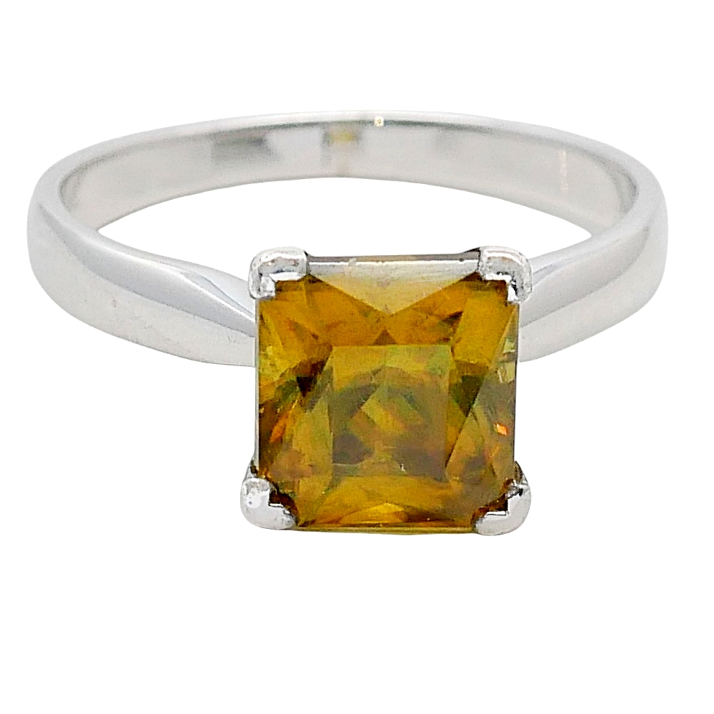 Vintage Sphene Solitaire Ring 6 Vintage Sphene Solitaire Ring