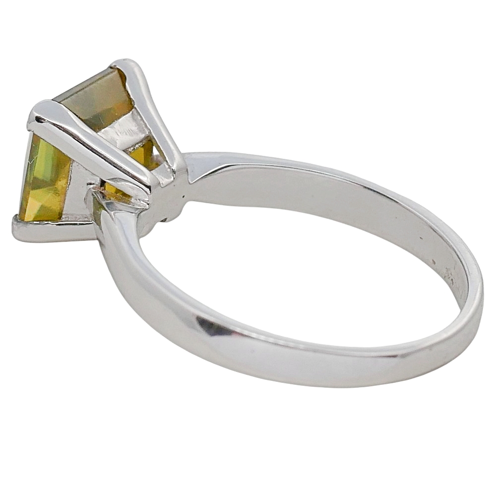 Vintage Sphene Solitaire Ring 7 Vintage Sphene Solitaire Ring