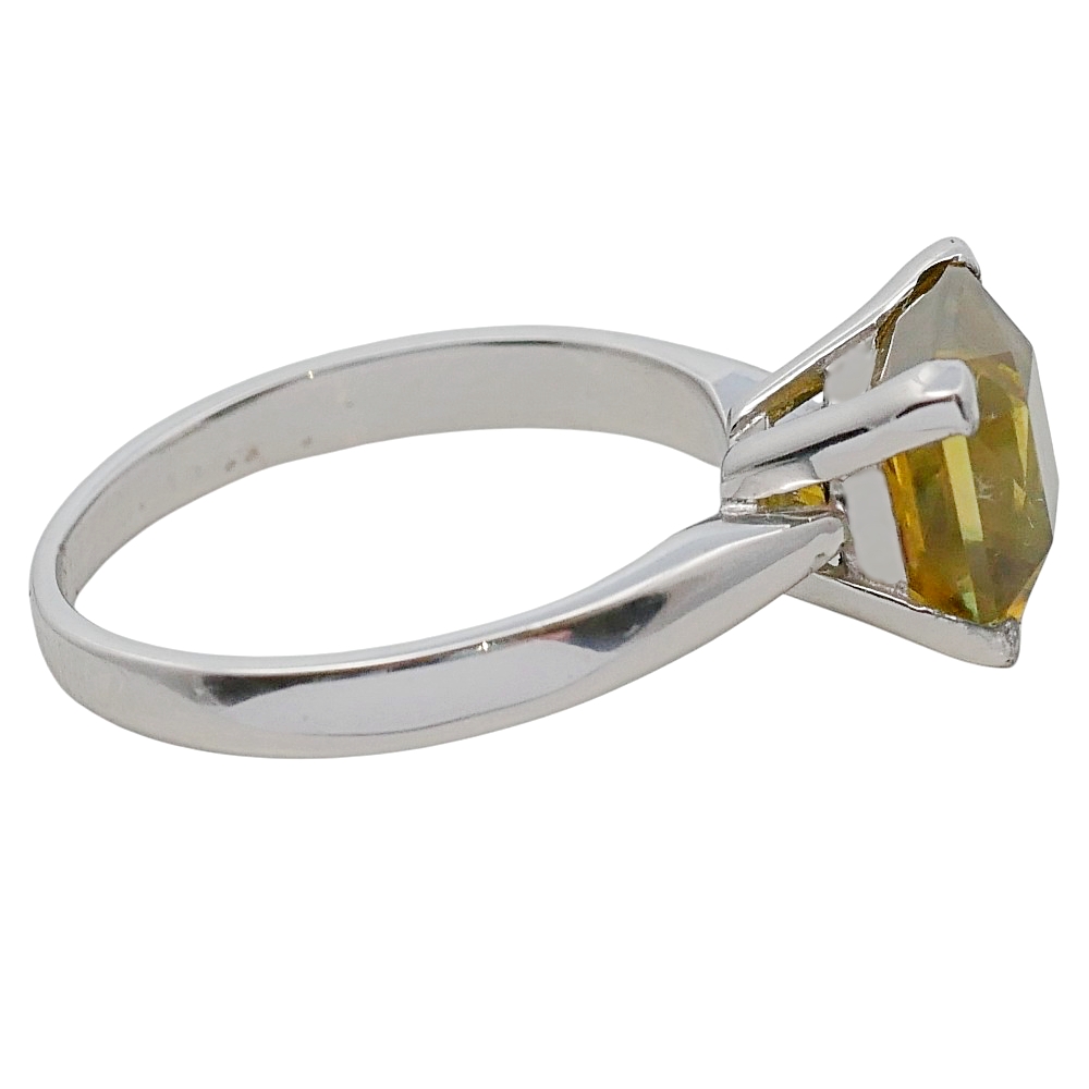 Vintage Sphene Solitaire Ring 8 Vintage Sphene Solitaire Ring