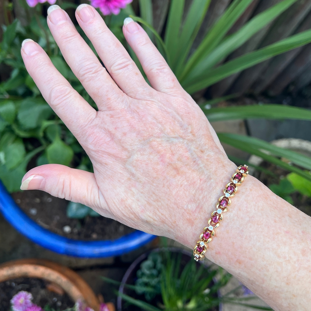 Vintage Ruby Diamond Gold Bracelet 10 Vintage Ruby Diamond Gold Bracelet